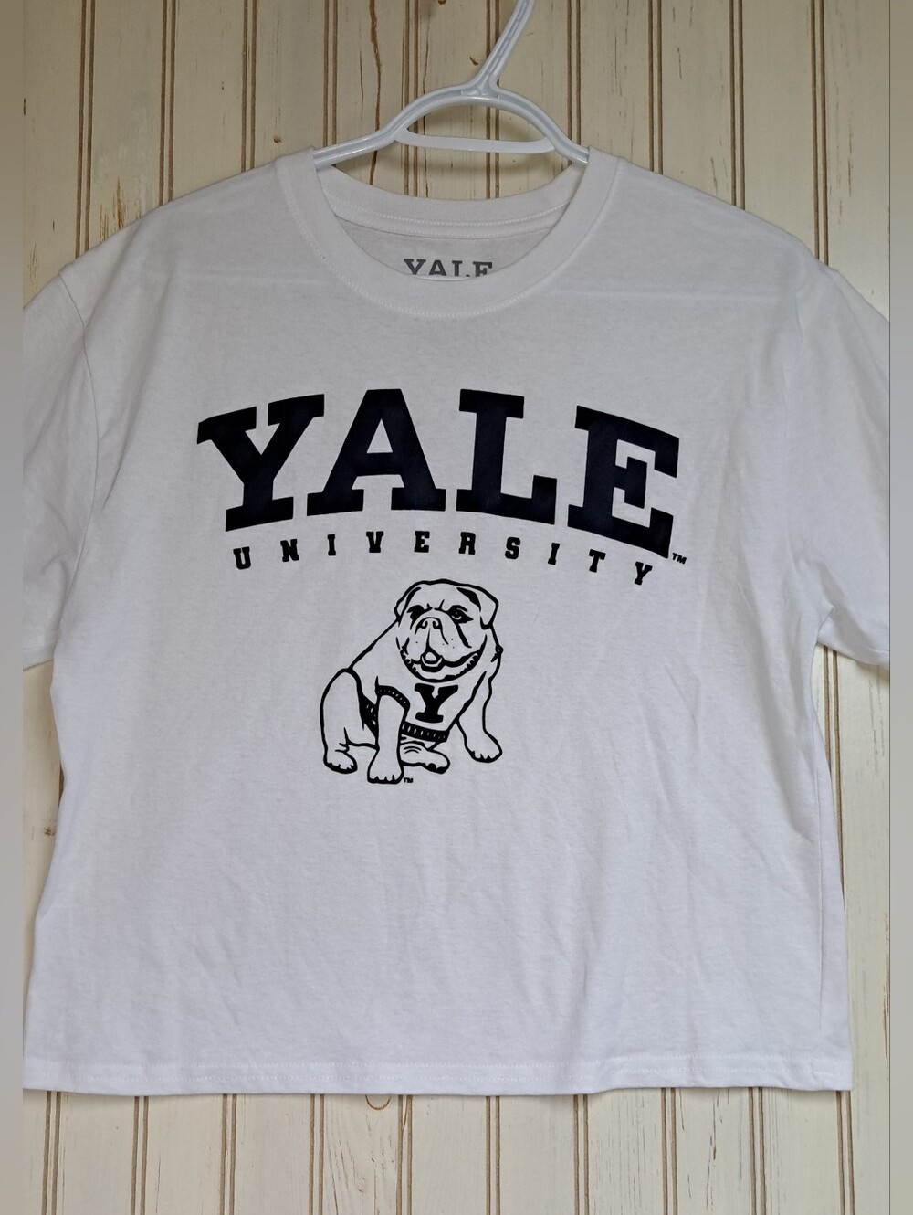 Ladies Yale University T-Shirt  Navy W/ White  Medium Team Spirit Cropped Top